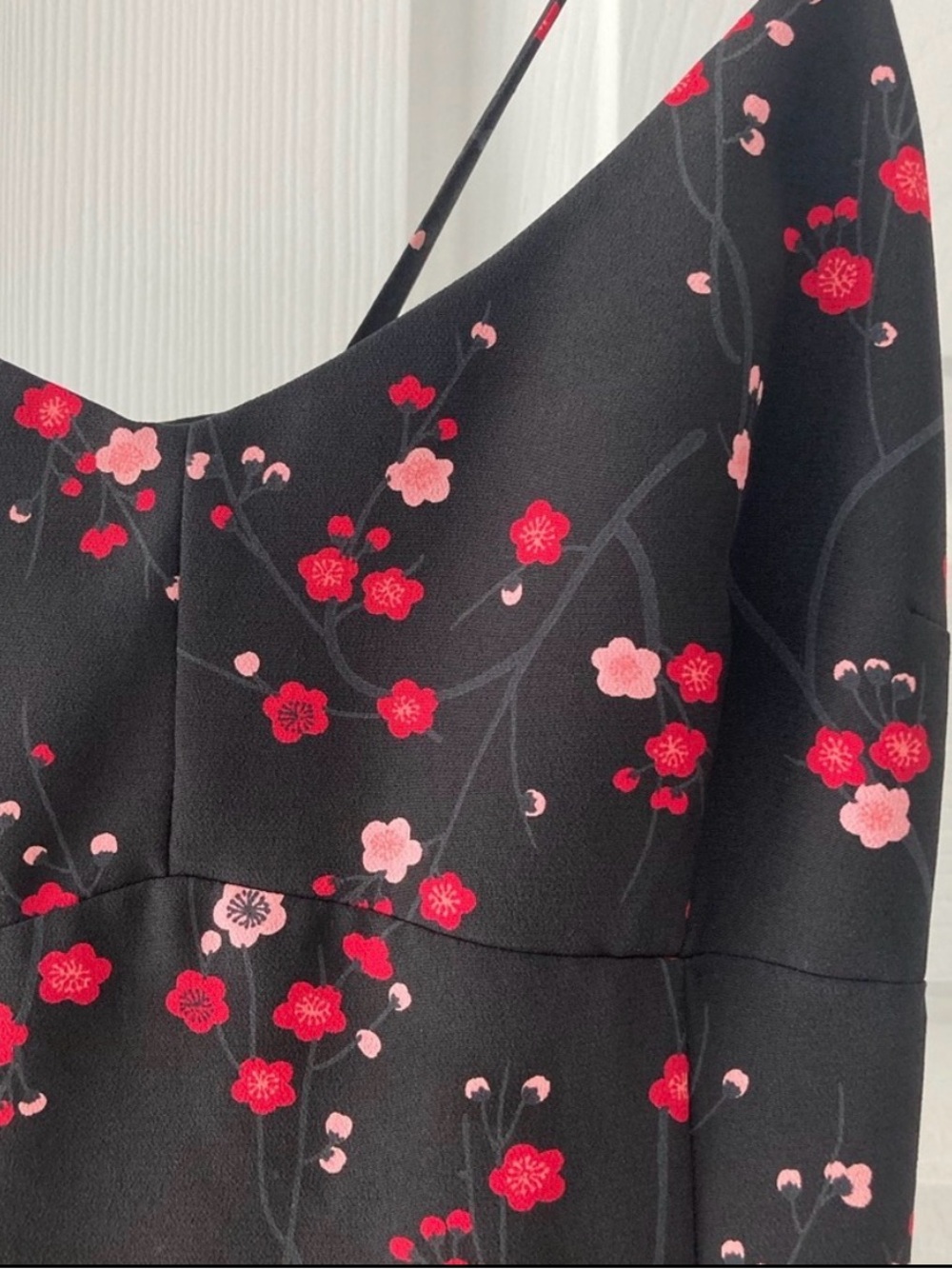 Express Black Floral Slip Dress Size 3/4 Spaghetti Strap Midi EUC - Picture 3 of 7